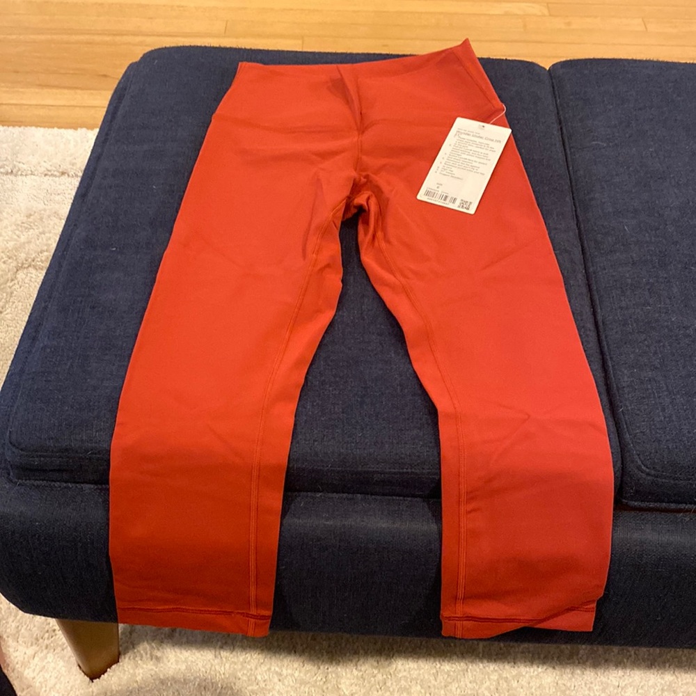 Lululemon wunder under crop HR 21”